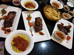 -OLD TREE老树咖啡·西餐厅(台山人工湖店)