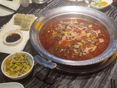 -老船舫·现做活鲜鱼馆(东郊记忆店)