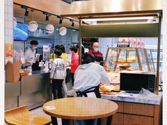 -乐艺哆·乐活烘焙(浦西万达店)