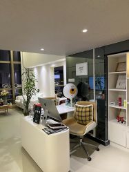 -JNK皮肤管理中心