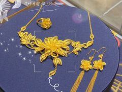 -六福珠寶(陈村顺联广场店)