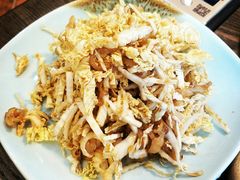 白菜拌海蜇-鲜小岛·铜锅涮肉