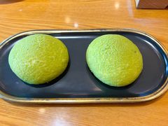 酥皮柚子包-粤域茶餐厅