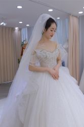-台湾蔡美月婚纱租赁