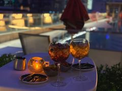 -池畔酒吧 WET Bar