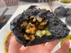 -李与白包子铺(桐梓林店)