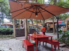 -二荆条·蜀鲜汇城市森林火锅