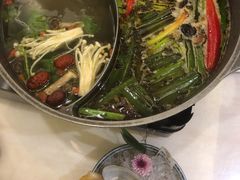 小象鼻蚌-围炉夜话·潮汕卤水火锅(榕江店)