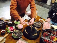 -白乐天毛肚火锅馆(南滨路店)