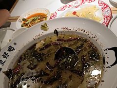 -江渔儿酸菜鱼(万科东荟城店)