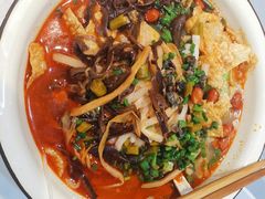 -丽丽三鲜螺蛳粉(田林路店)