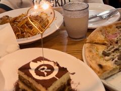 -城市大道红炉披萨烘焙坊