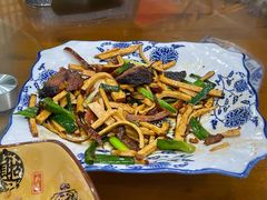 -记忆湘菜馆(芙蓉镇店)