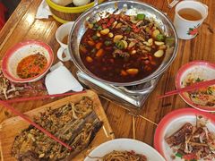 爆辣鸭三件-冶建镜子·中国龙虾王(总店)