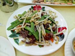 花生芽炒牛展-水乡人家私房菜(逢简店)