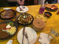 -Pistolera Mexican Cantina女枪手墨西哥餐厅(碧云路店)