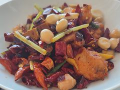 夏威夷果炒辣子鸡-北京柏悦酒店·锦庭餐厅Dining Room