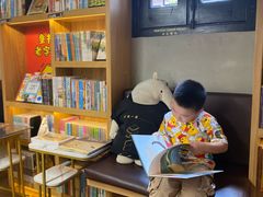 -思南书局(复兴中路店)