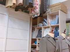 -吴志坚洋服店(贵都邻里中心店)