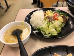 牛肉滑蛋盖浇饭-章氏(车站北路店)