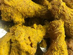 -BHC炸鸡(明洞总店)