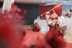 -Doris一站式游轮婚礼船东直营店(外滩店)