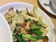 -关东小磨东北菜(上海长风大悦城店)