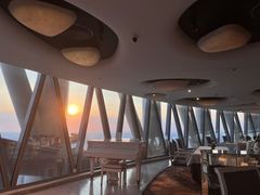 -广州塔卢特斯法国旋转餐厅