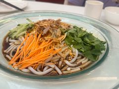 鸡丝凉米线-蝴蝶泉宾馆-中餐厅