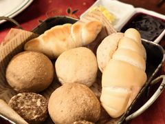 -塔道斯西餐厅(中央大街店)