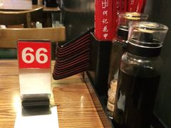 -何记花甲(海岸城旗舰店)