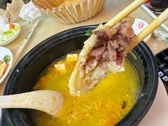 -闫家驴肉老店(华电一校店)