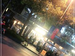 -81BAKERY(大学路店)