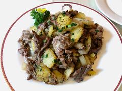 煎土豆牛肉-老井俄式餐厅