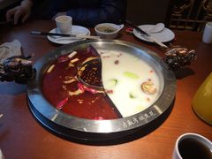 鸳鸯锅-豆花姐烂豆花火锅(水屯北路恒大滨河店)