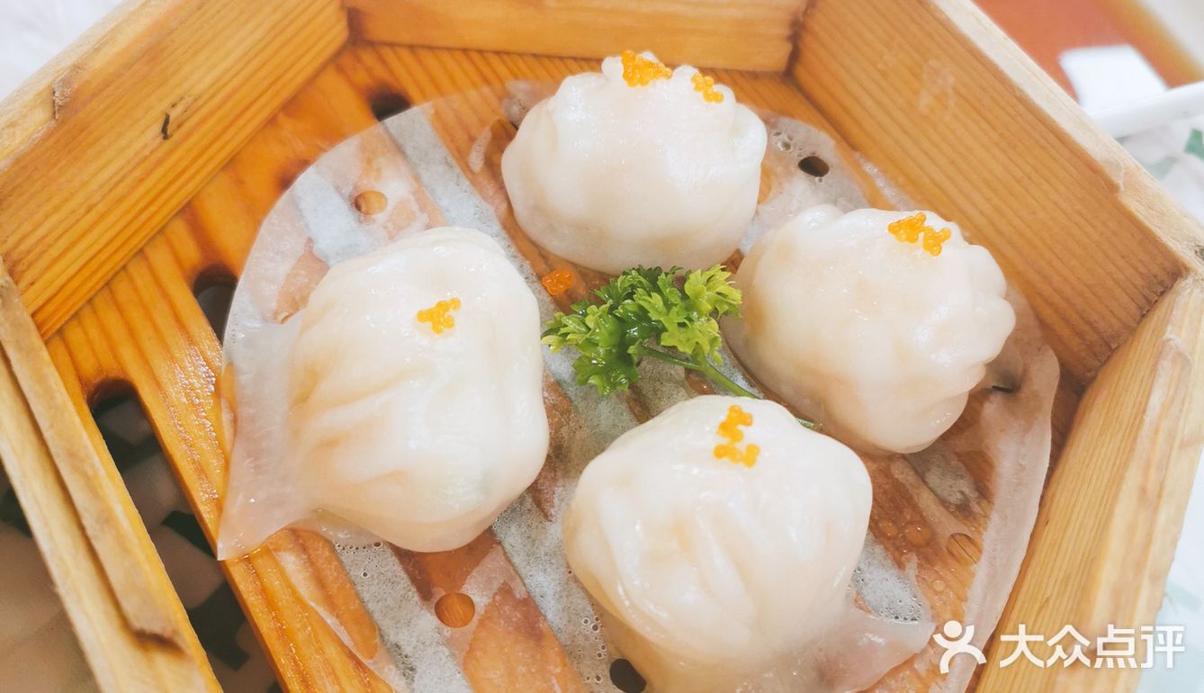 喧闹超杂 温州人特有的标志 灌汤小笼包 满满的汤汁