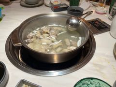 -喃喃椰·糟粕醋·椰子鸡火锅(七堡花园店)