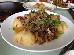 现炖大块羊肉-名羊天下陕北横山铁锅炖羊肉(博文路店)