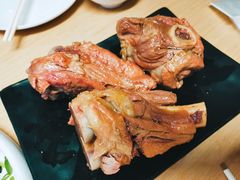 -关东小磨东北菜(上海长风大悦城店)