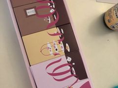 -好利来(高新枫叶广场店)