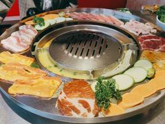 -哈哈碳都·牛肋条无限自助烤肉(台江万达店)
