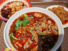 土匪猪肝面-爆炸头阿姨小四川正宗川味小吃(无任何分店)