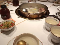 -牛人日志·鲜牛肉骨汤火锅(万科里瑧店)