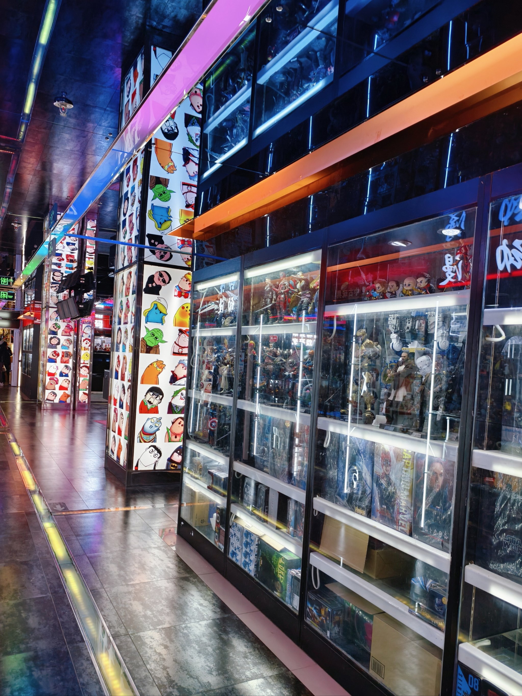 两代漫迷探店北京二次元圣地