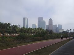 -万绿园