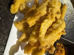 -湊湊火锅·茶憩(南京东路悦荟店)