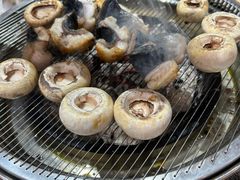 -青瓦餐厅·生鱼片·韩园烤肉(西塔店)