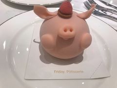 -Fridi Patisserie Cafe