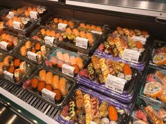 -盒马鲜生(红莲店)