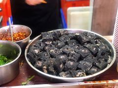 -黑色经典臭豆腐·湖南特产(步行街店)